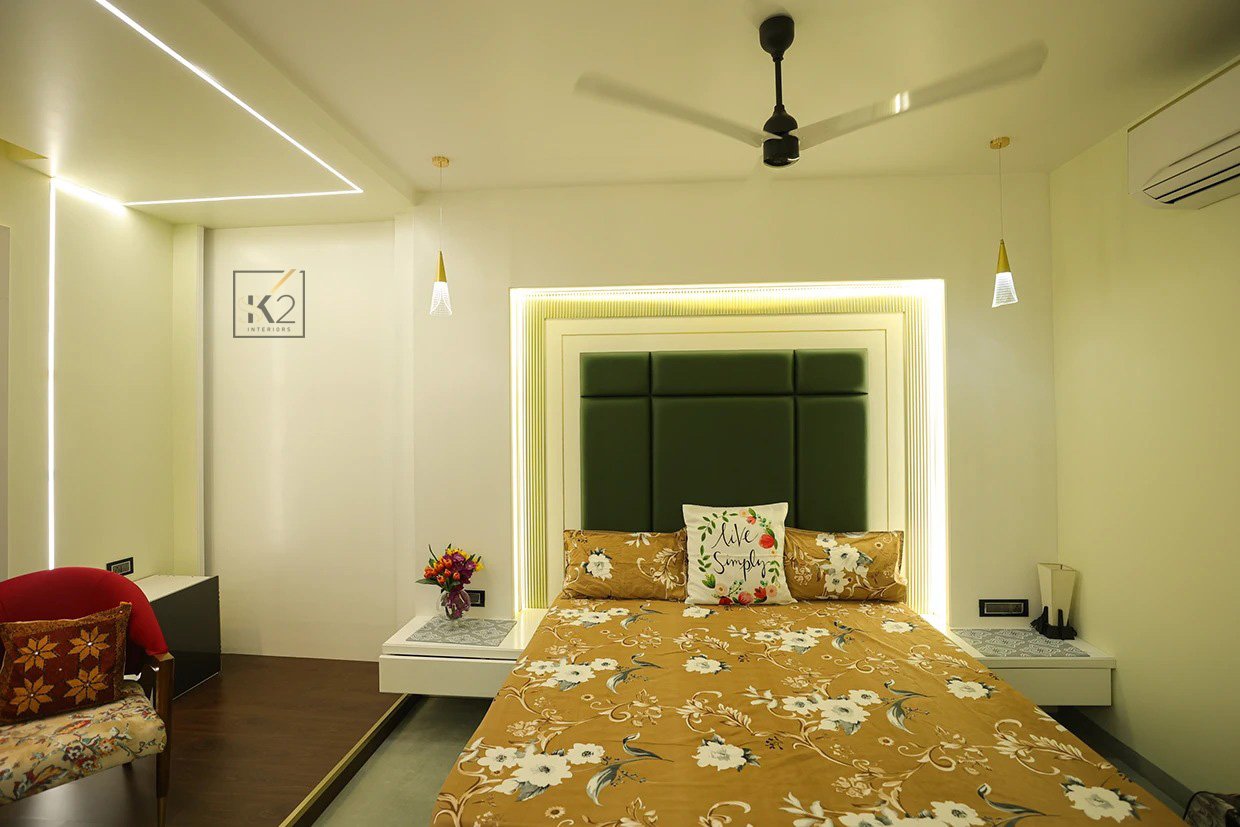 Electic Villa image 15