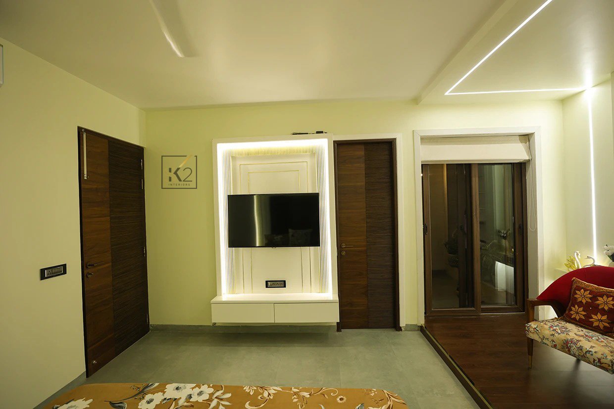 Electic Villa image 16